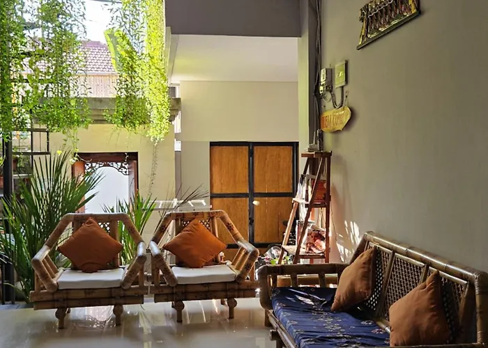 Suwardika & Habitación en casa particular *